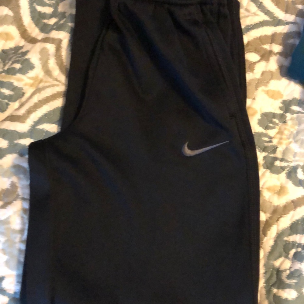 Boys Nike pants size M